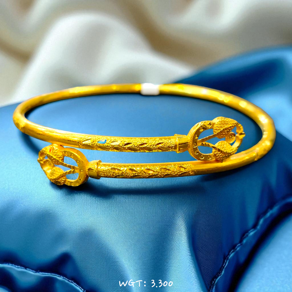 TRJ (SIZE:23) WGT: 3.300 APPROX DUPLEX LOVE DESIGN HALLMARK 916 22KT GOLD COVER BRACELET 1 PIECE FOR WOMEN - (BILL MANDATORY -EXCHANGE FOR LIFETIME IN STORE ONLY).