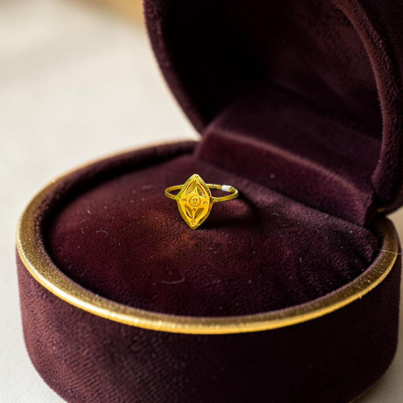 BABY JEWELLERY- TRJ (AARGI8) WGT: 0.240 GM APPROX 22KT HUID HALLMARK GOLD BABY FINGER RING 1 PIECE FOR RICE CEREMONY & BIRTHDAY.