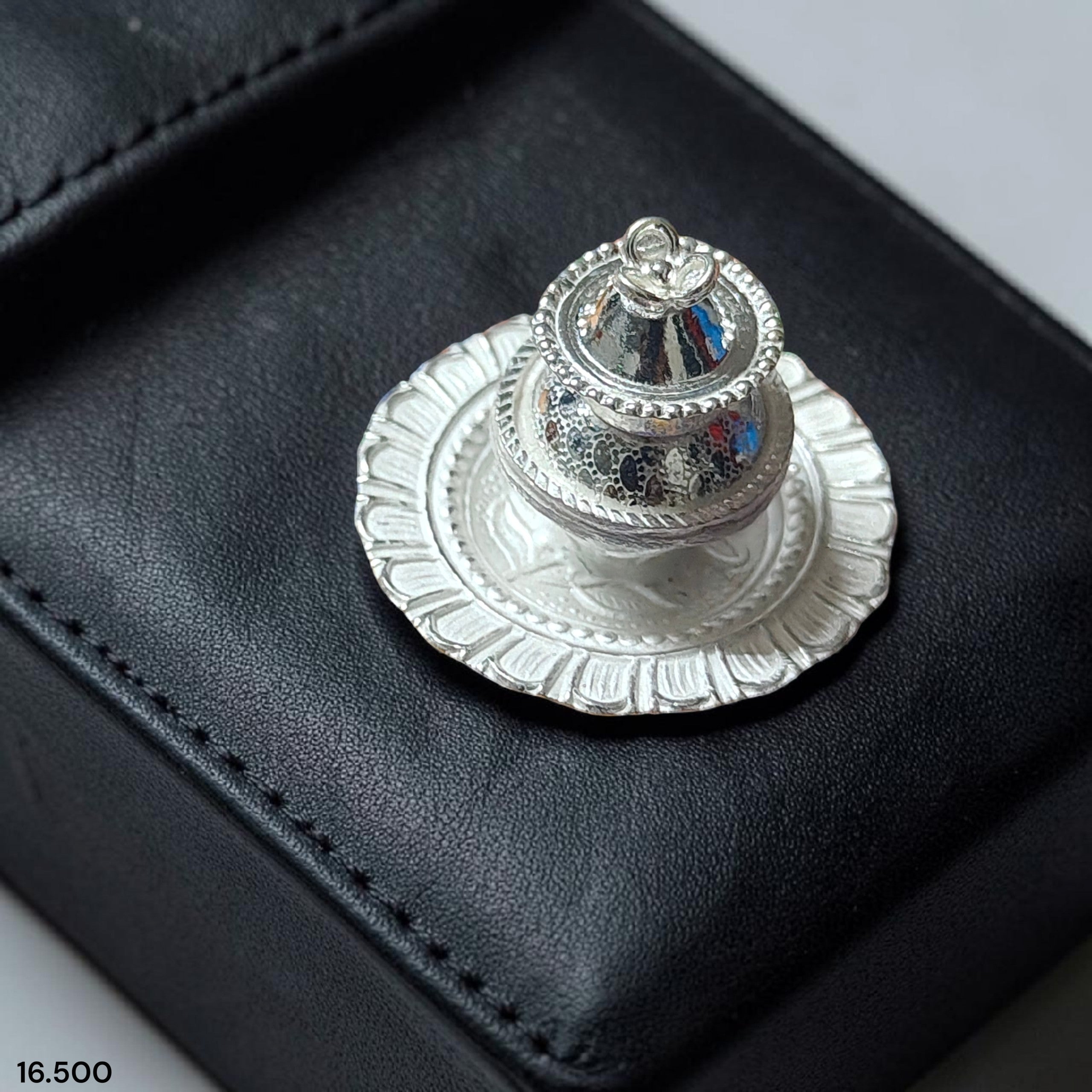 SINDOOR KOUTO - (WGT: 16.500 GM APPROX) 625 SILVER SINDOOR POT 1 PIECE FOR MARRIAGE GIFT PURPOSE.
