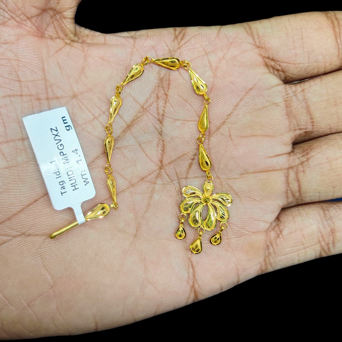 GOLD TICKLY- (WGT: 1.400 GM APPROX) CERTIFIED BIS HUID HALLMARK 375 9KT GOLD TICKLY (MANGTIKA) 1 PIECE FOR MARRIAGE.(MPGVXZ)