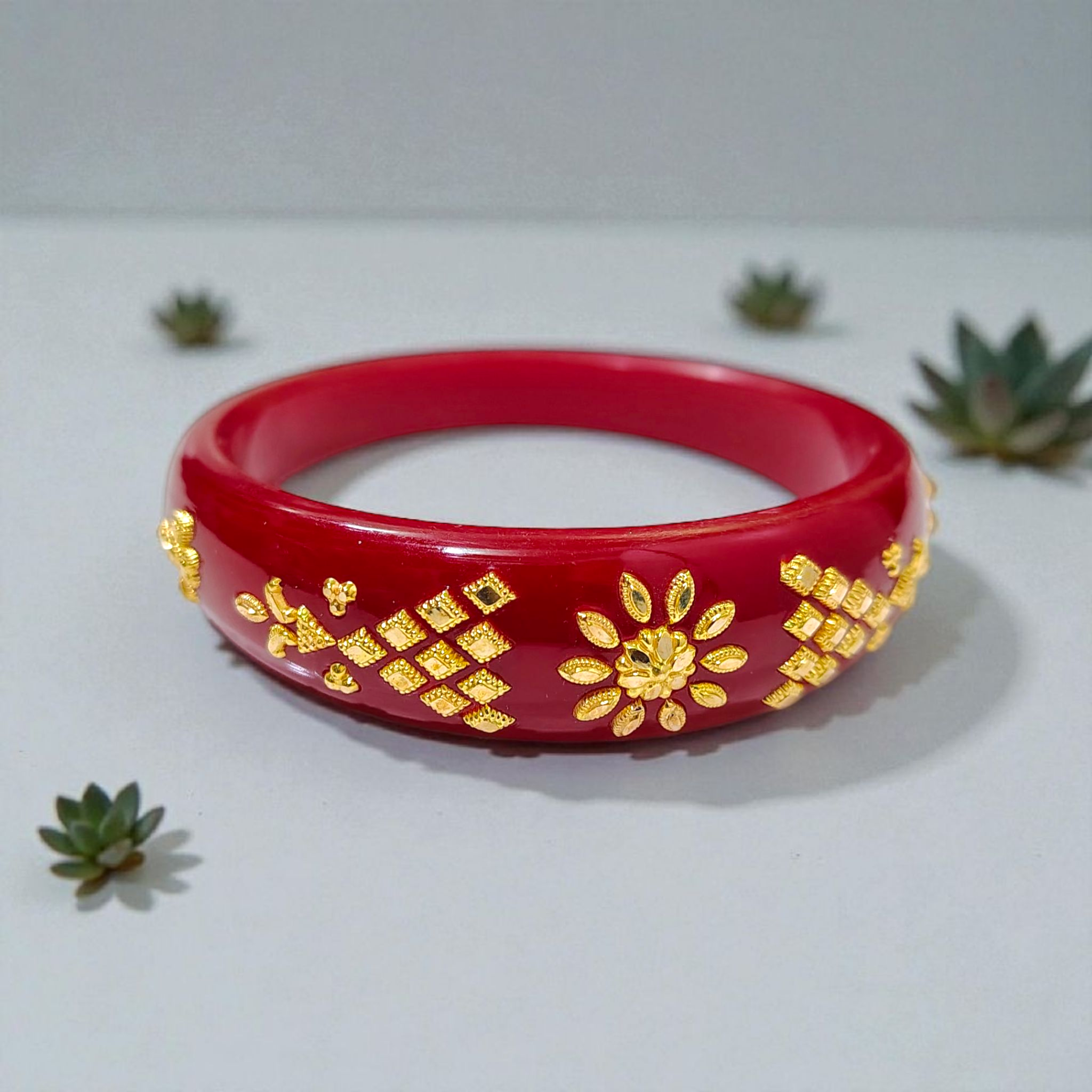 (GBP9) RED COLOUR CERTIFIED HUID HALLMARK 9KT GOLD BRACELET POLA 1 PIECE FOR MARRIED WOMEN (REGULAR USE) APPROX WGT: 0.600 GM SOLD ON MRP BY TRJ.