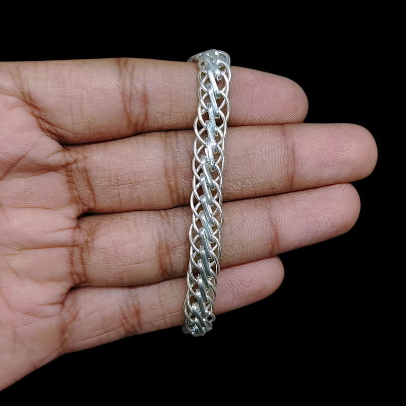 SILVER WRISTLET- (A10) (WGT:15.100 GM APPROX) 625 SILVER WRISTLET FOR MEN 8