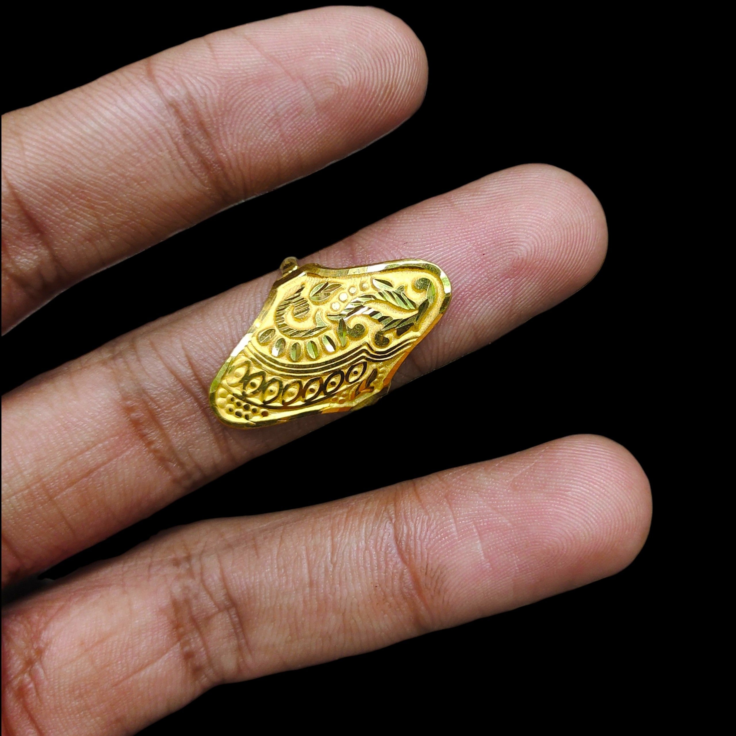 LADIES RING- (SIZE: 14 ) WGT: 1.860 GM APPROX BIS CERTIFIED HUID HALLMARK 916 22KT GOLD RING FOR WOMEN 1 PIECE.