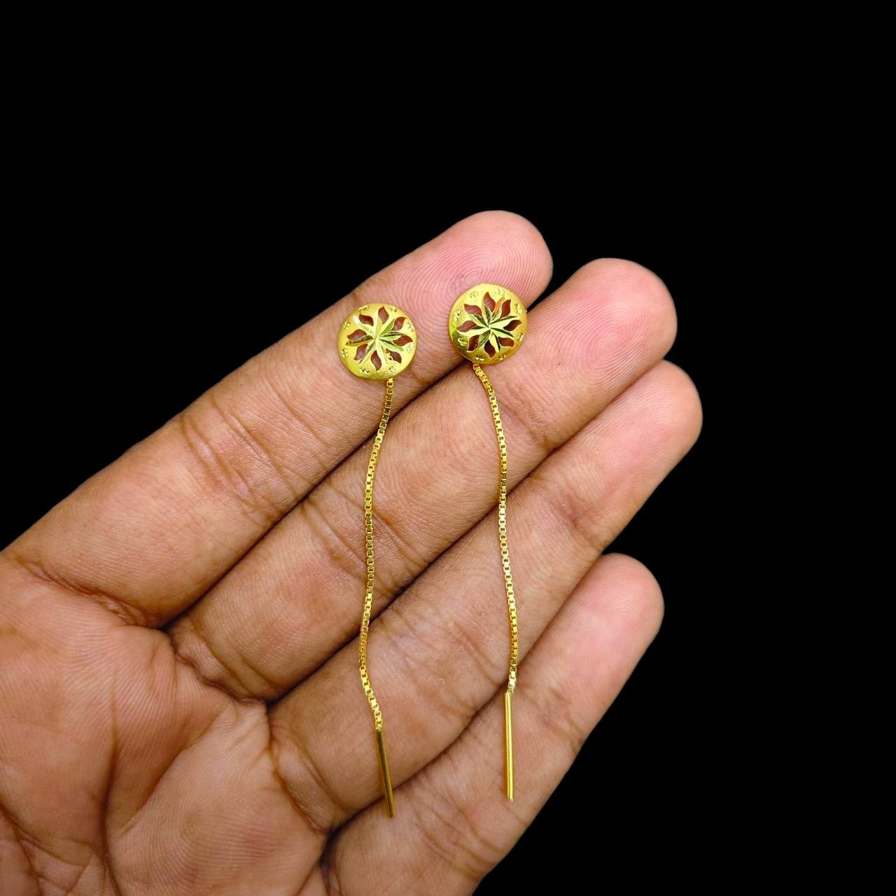 GOLD SUIDHAGA- (WGT: 1.150 GM APPROX) BIS CERTIFIED HUID HALLMARK 9KT GOLD SUIDHAGA EARRINGS (1 PAIR) FOR WOMEN.