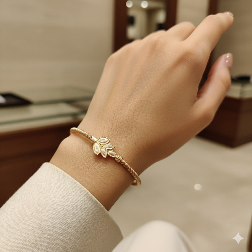 (SLNB) 625 SILVER NOA (3 DHATU PACH NOA) SILVER+COPPER+IRON WITH SILVER MUKH (1 PIECE) SOLD ON MRP FOR MARRIED WOMEN.