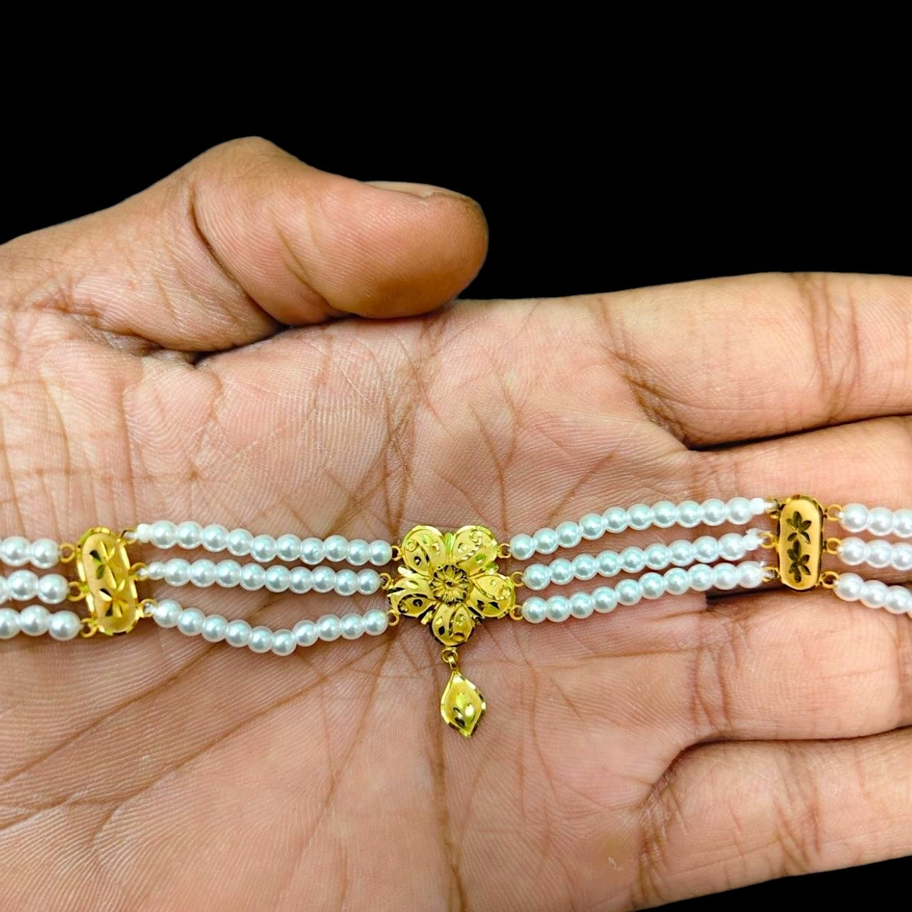 GOLD MOTI CHOKER- (WGT: 1.090 GM APPROX) BIS CERTIFIED HUID HALLMARK 375 9KT GOLD MOTI CHOKER 1 PIECE WITH ADJUSTABLE TASSEL FOR GIFT IN MARRIAGE.