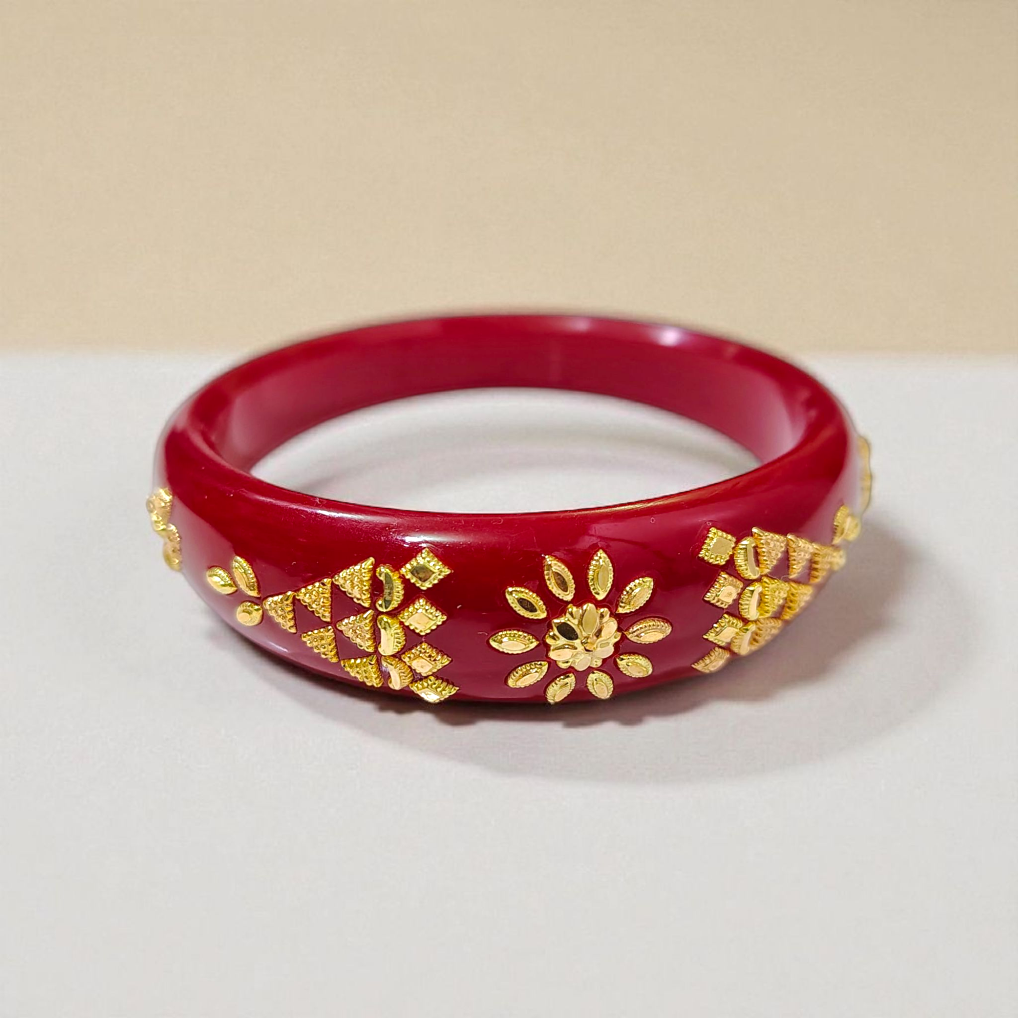 (GBP9) RED COLOUR CERTIFIED HUID HALLMARK 9KT GOLD BRACELET POLA 1 PIECE FOR MARRIED WOMEN (REGULAR USE) APPROX WGT: 0.600 GM SOLD ON MRP BY TRJ.