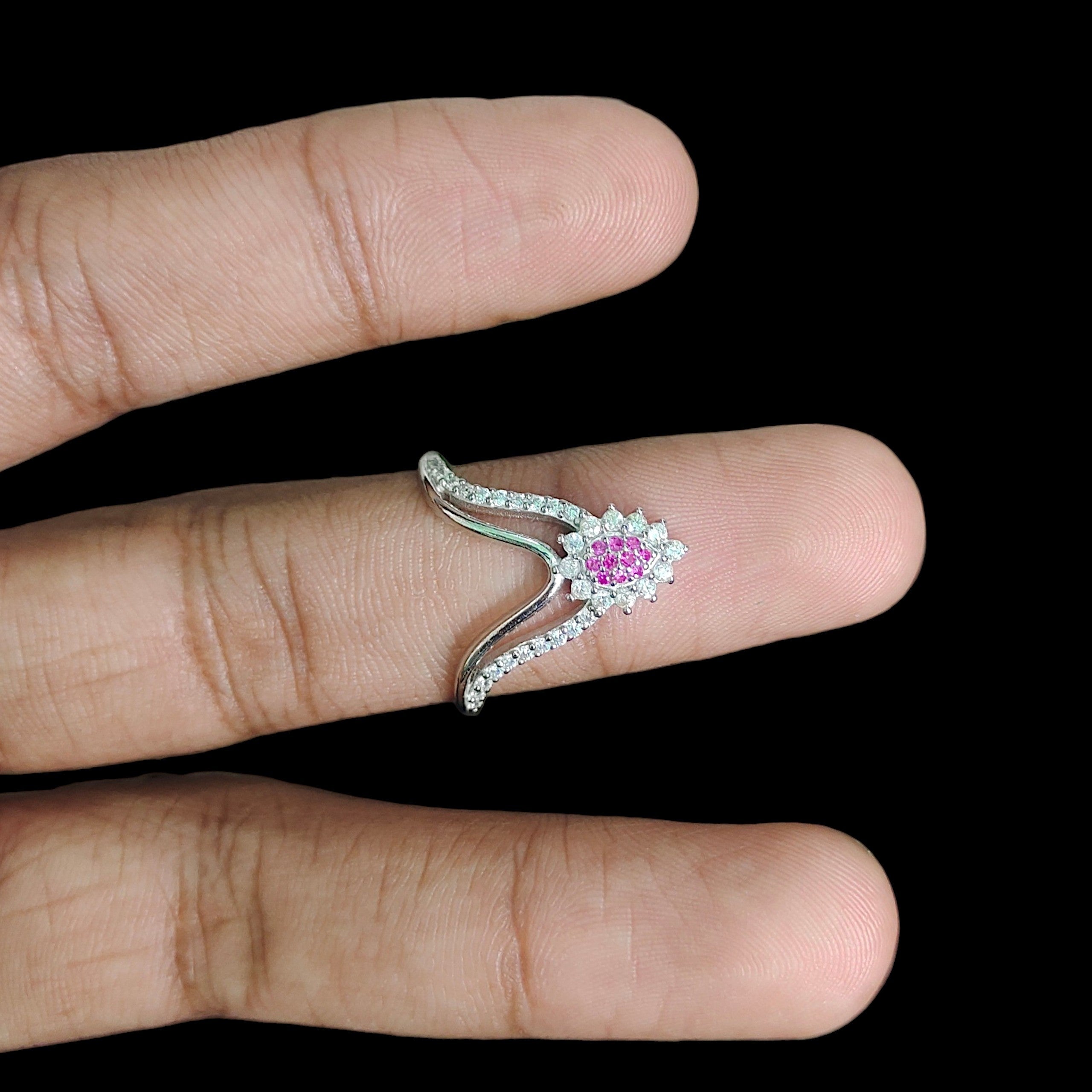 SILVER RING- SIZE:17 (WGT: 2.700 GM APPROX) HALLMARK 925 SILVER FINGER RING 1 PIECE FOR WOMEN (V RING BANKOK IMPORTED DESIGN)- NON EXCHANGEABLE -(SOLD ON MRP).