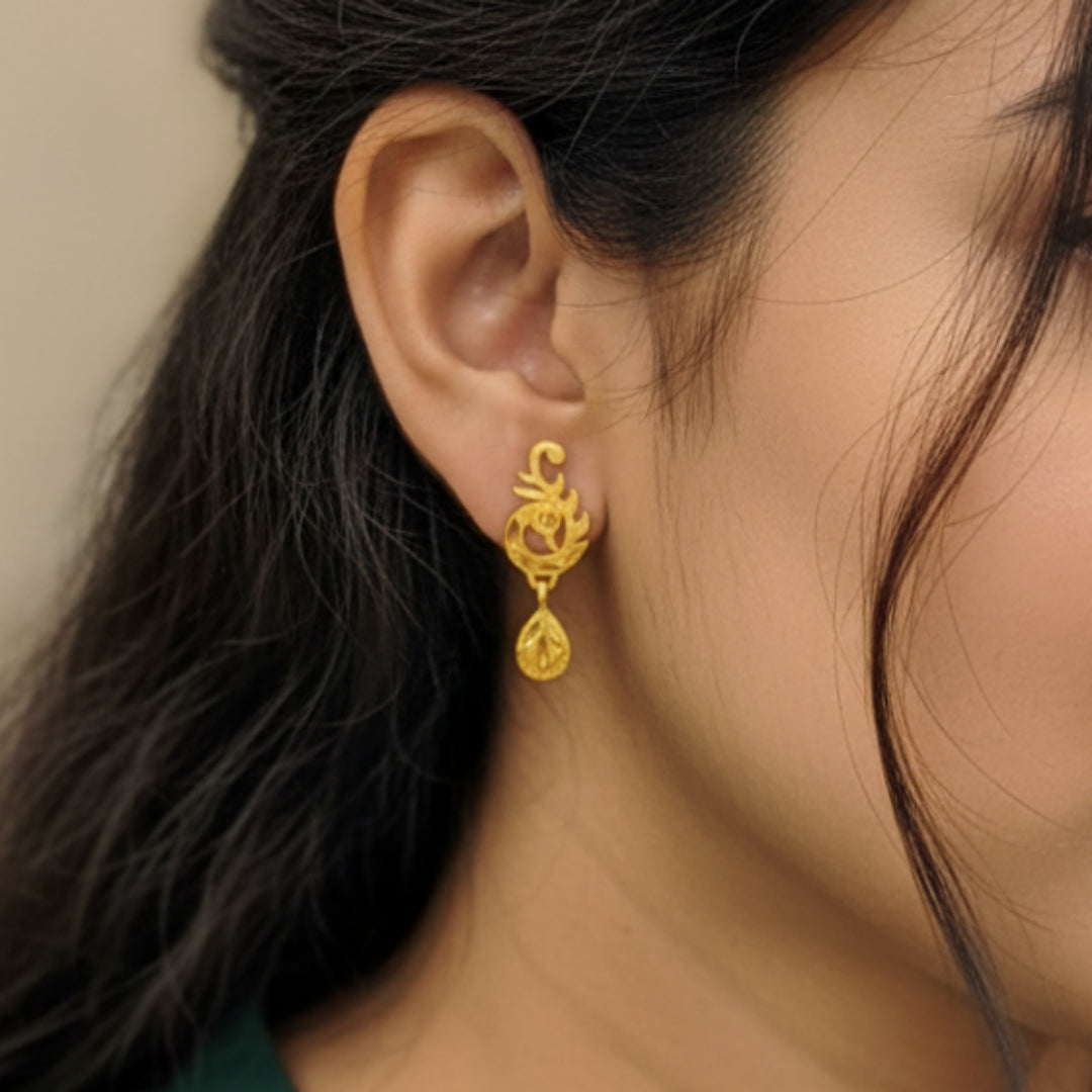 (GSE22) BIS CERTIFIED WGT: 0.500 GM APPROX HUID HALLMARK 916 22KT GOLD TOPS 1 PAIR FOR WOMEN.