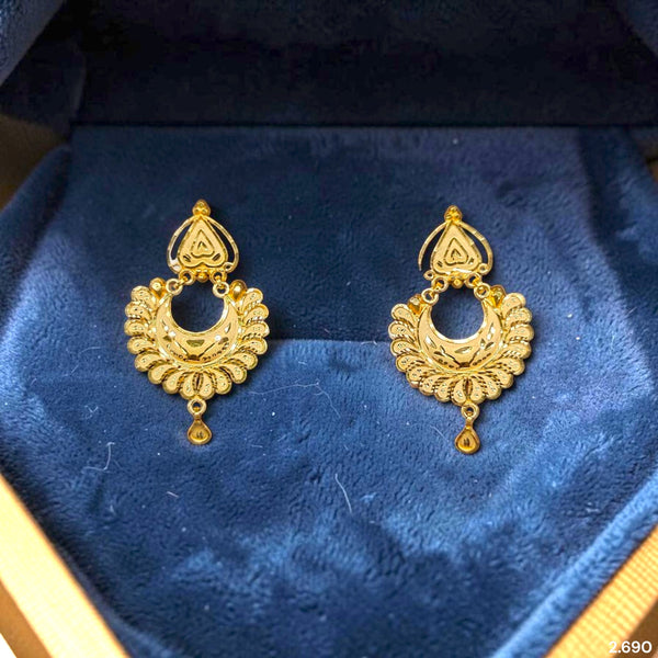 GOLD EARRINGS- (WGT: 2.690 GM APPROX) BIS CERTIFIED HUID HALLMARK 9KT GOLD EARRINGS 1 PAIR FOR WOMEN (BEST FOR GIFT IN MARRIAGE). (HRETP3)-(8Y7JNW)