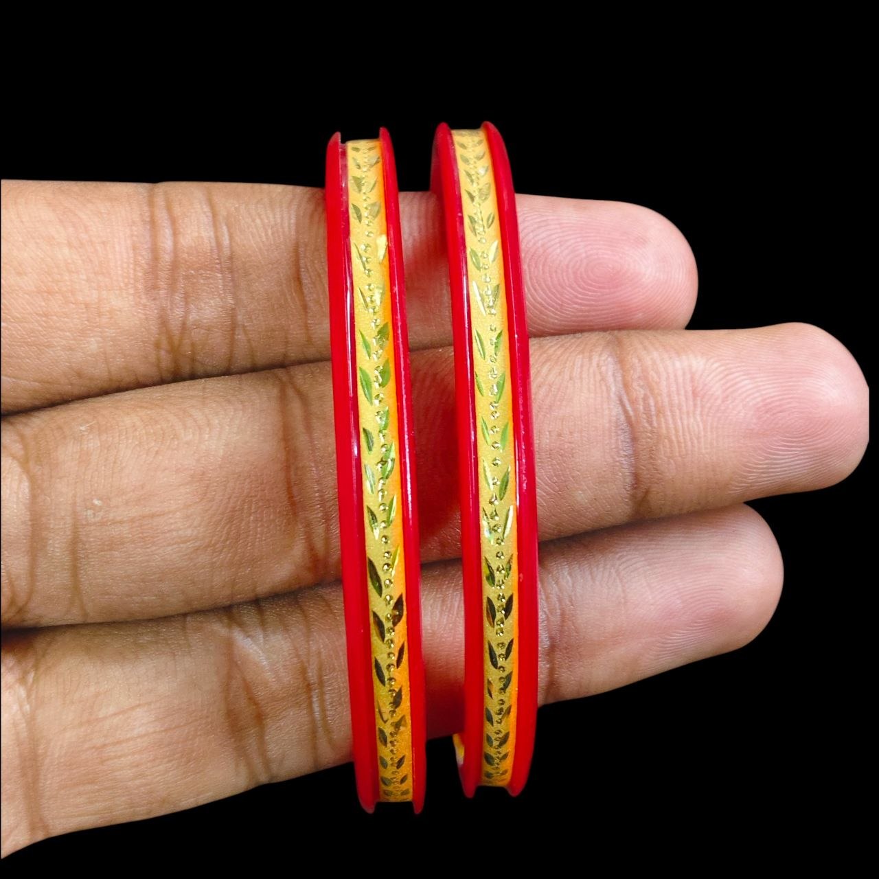 GOLD POLA- (SIZE-25) WGT: 1.750 GM APPROX BIS CERTIFIED HUID HALLMARK 916 22KT GOLD POLA BADHANO 1 PAIR FOR WOMEN.