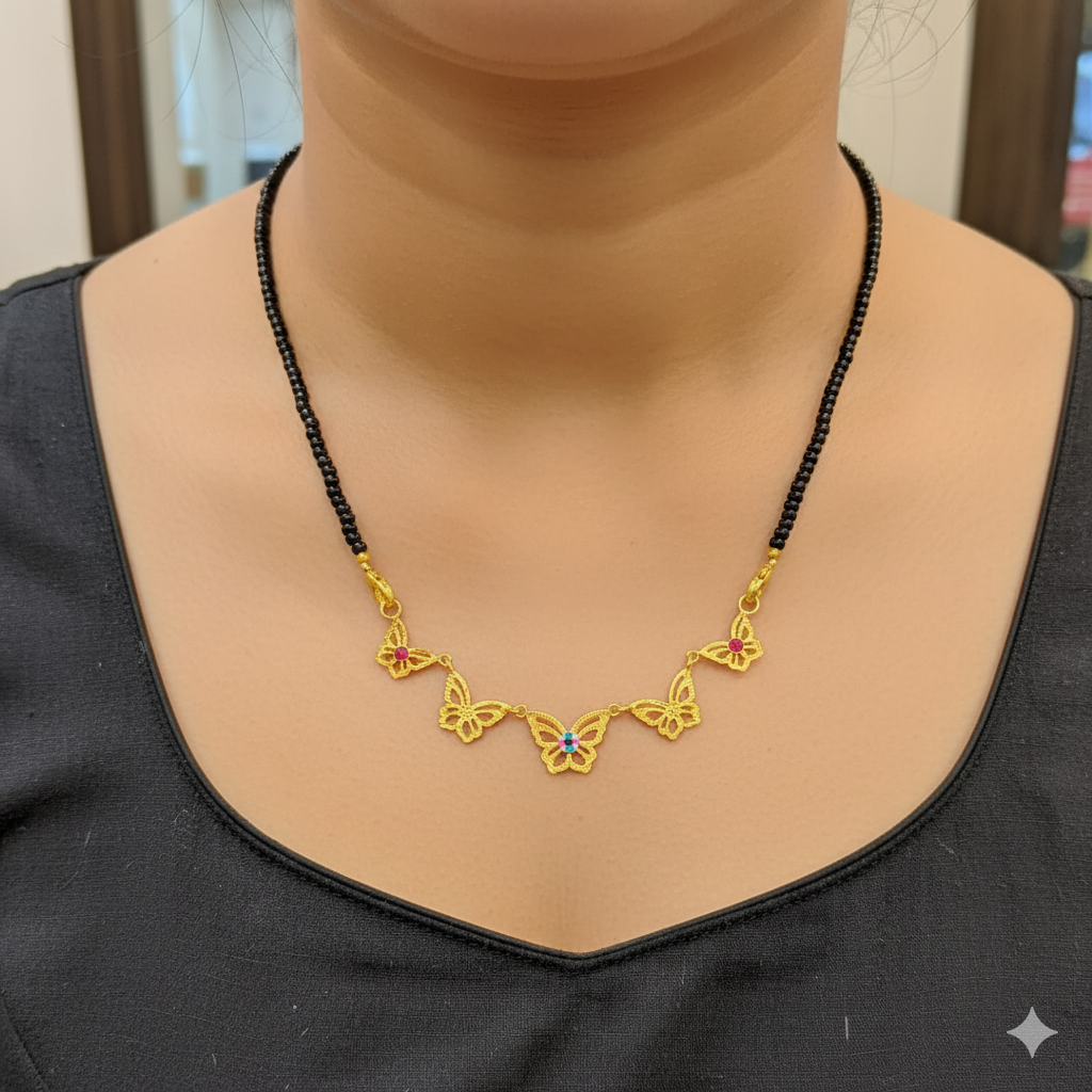 (GPM) TRJ WGT: 1.240 GM APPROX 22KT HUID HALLMARK GOLD PENDANT 1 PIECE WITH ADJUSTABLE TASSEL.