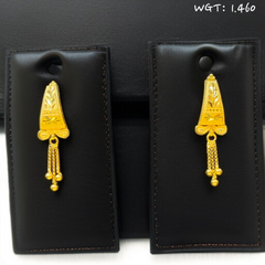 RAJLAXMI WGT: 1.460 GM APPROX HUID HALLMARK 916 22KT GOLD EAR TOPS STUD 1 PAIR FOR REGULAR USE.
