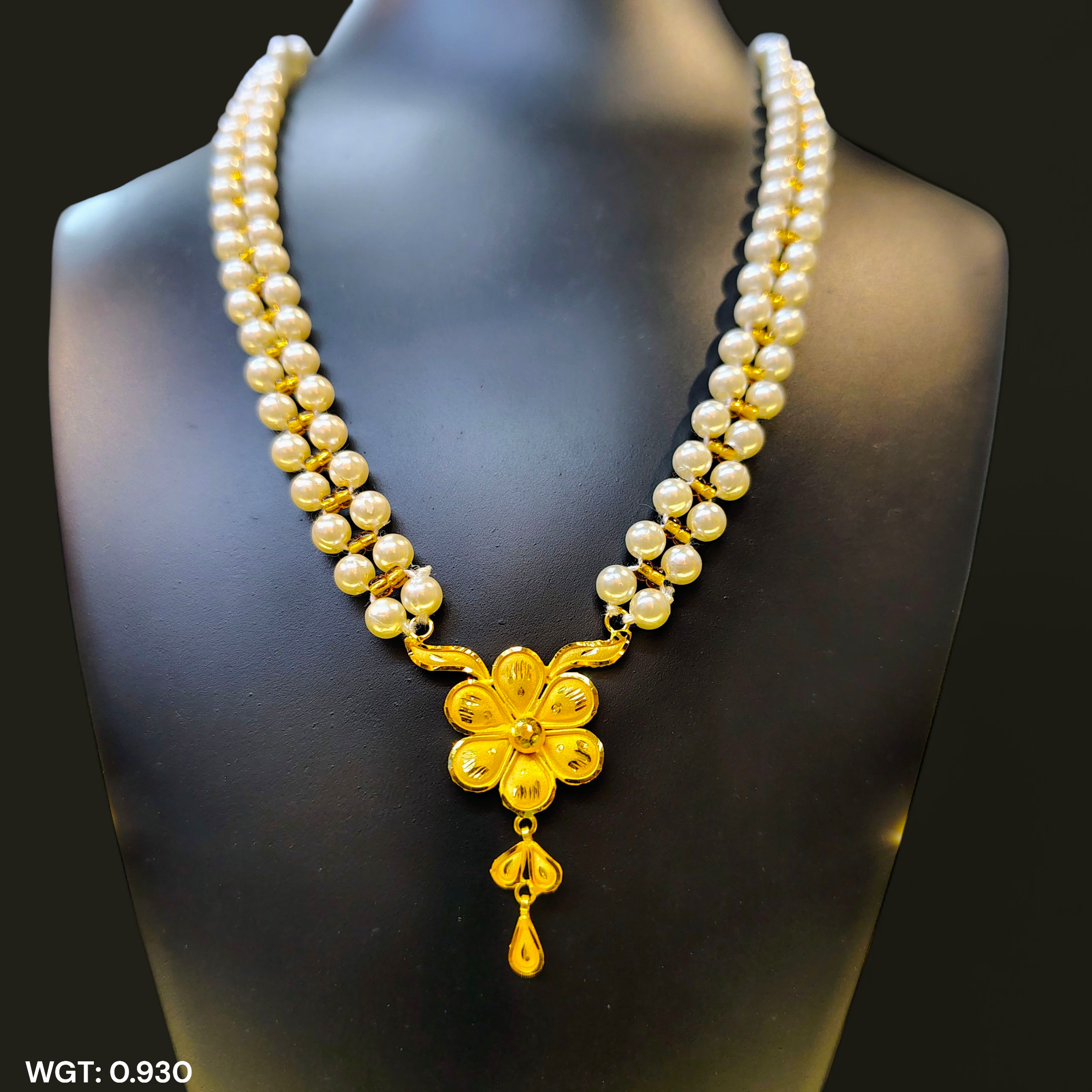 (GMP22) BIS CERTIFIED WGT: 0.930 GM APPROX HUID HALLMARK 916 22KT GOLD MOTI PENDANT 1 PIECE FOR YOUR BEAUTIFUL WIFE.