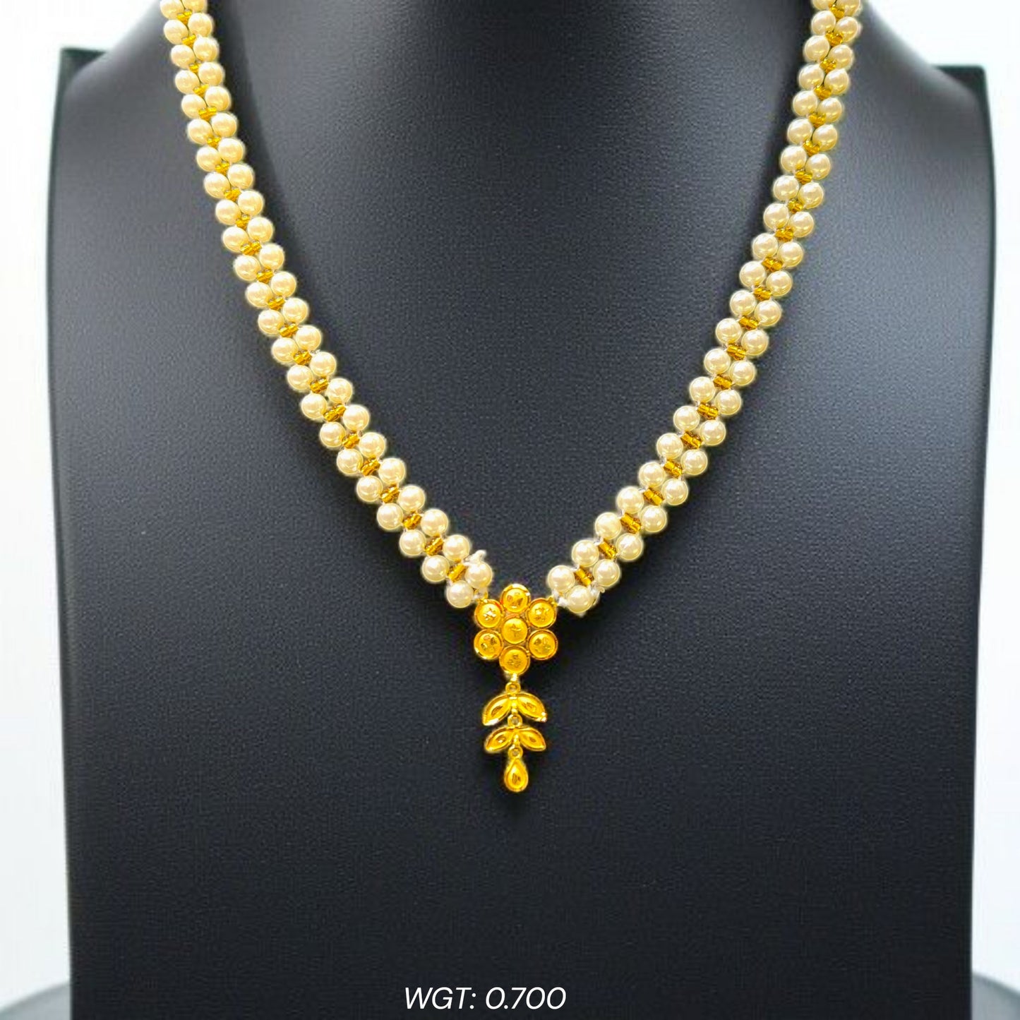 (GMP22) BIS CERTIFIED WGT: 0.700 GM APPROX HUID HALLMARK 916 22KT GOLD MOTI PENDANT 1 PIECE FOR YOUR BEAUTIFUL WIFE.