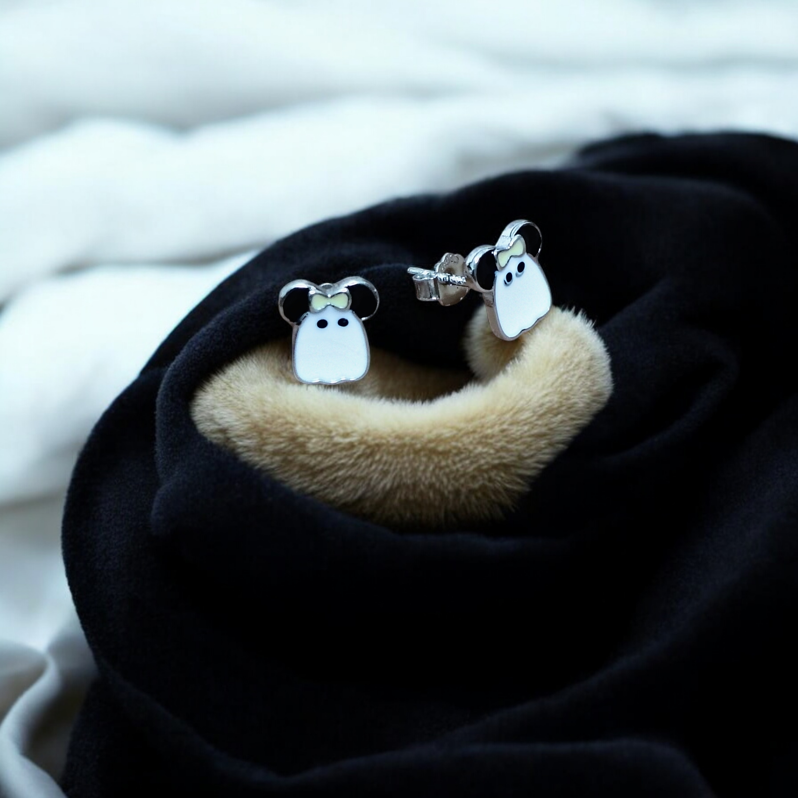 SILVER STUD - STERLING 925 HALLMARK SILVER STUD EARRINGS FOR WOMEN (1 PAIR) FOR REGULAR WEAR (SOLD ON MRP).