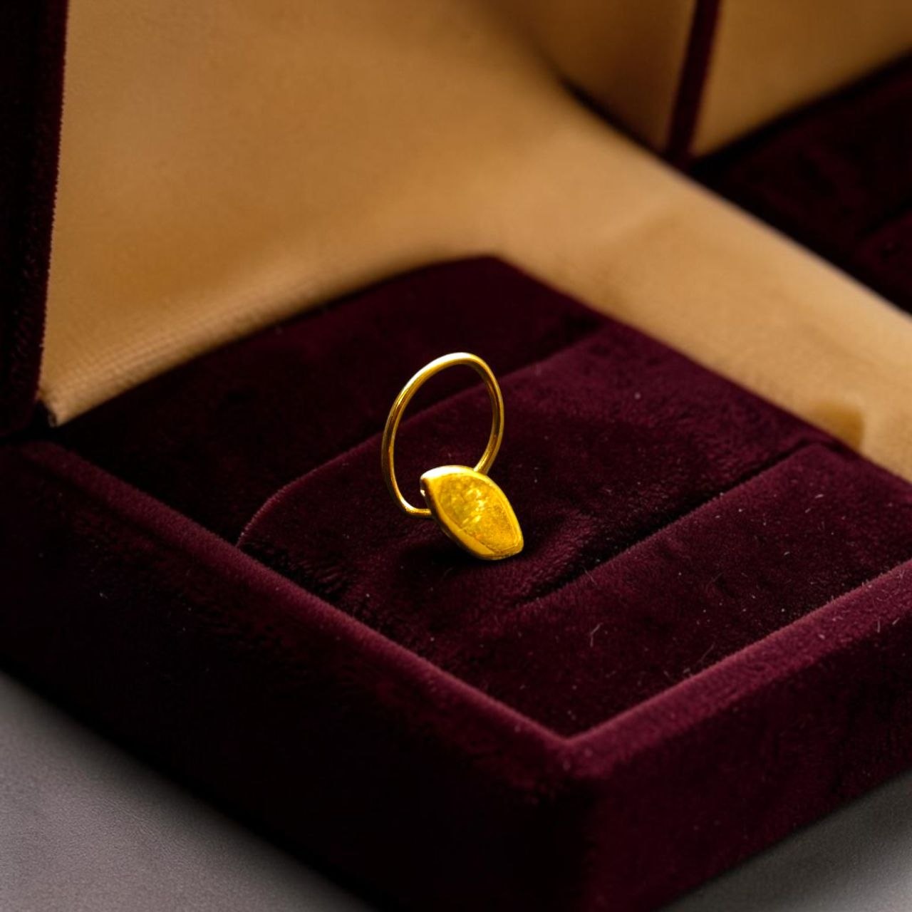 GOLD NOSEPIN- BIS CERTIFIED HUID HALLMARK 375 9KT GOLD NOSEPIN 1 PIECE FOR WOMEN (FOR REGULAR USE). SOLD ON MRP.