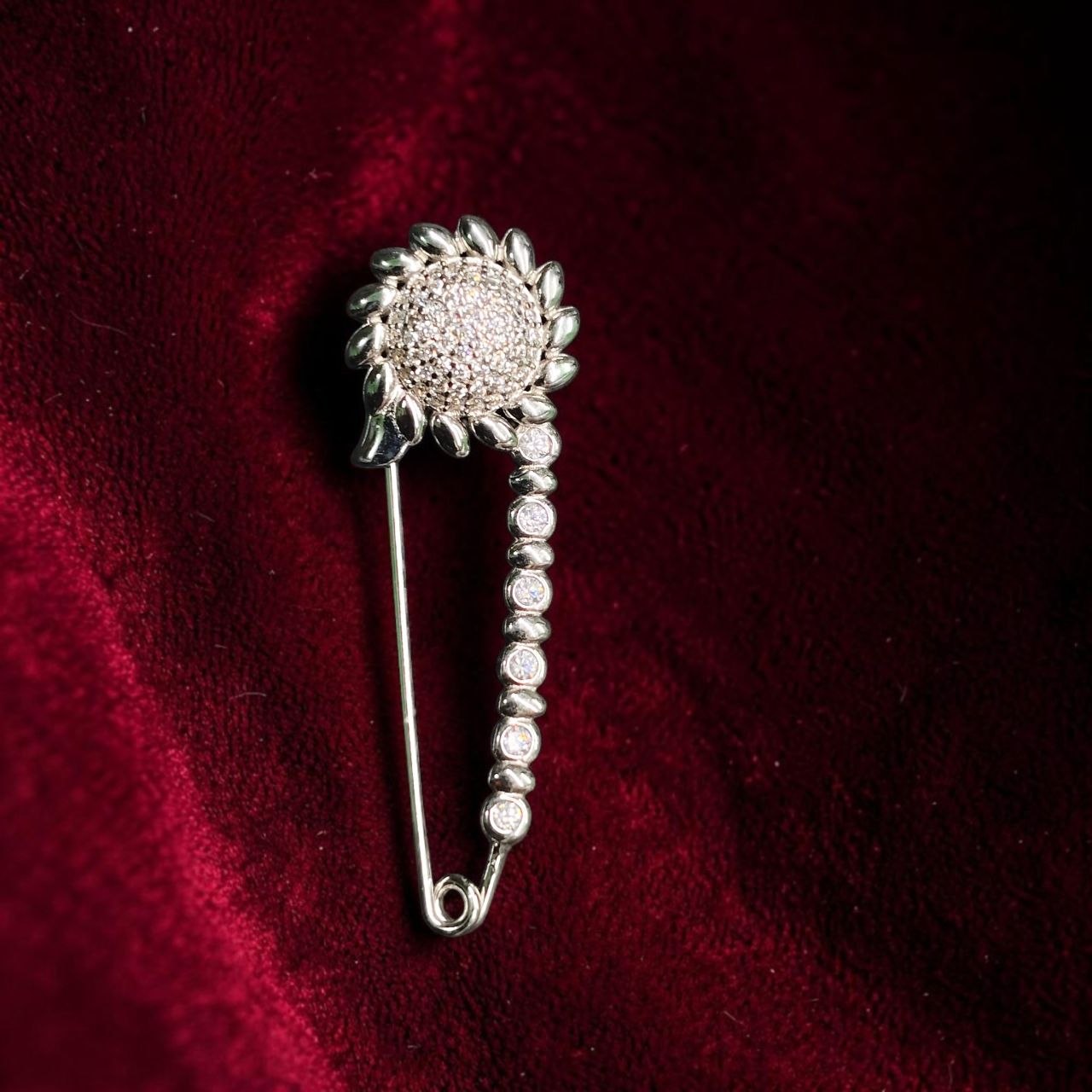SILVER BROOCH- CERTIFIED BIS HALLMARK 925 SILVER BROOCH CEPTIPIN FOR SAREE 1 PIECE STUDDED WITH AMERICAN DIAMOND- (SOLD ON MRP) NON EXCHANGEABLE ITEM.