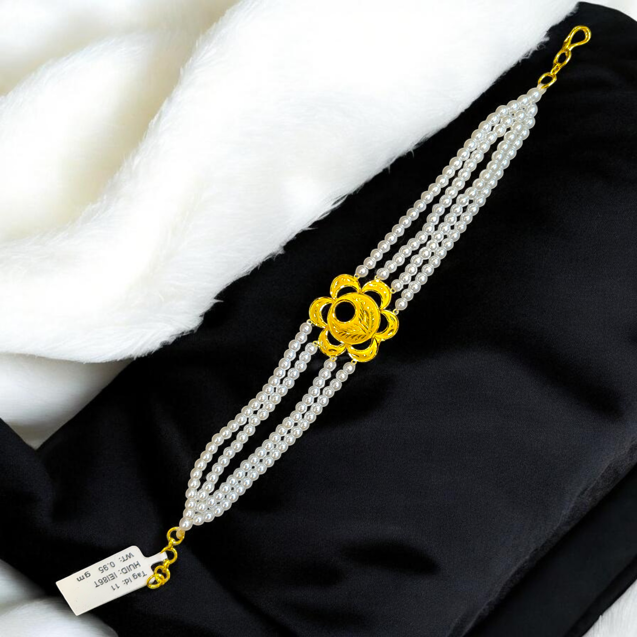 GOLD MANTASHA- RAJLAXMI WGT: 0.950 GM APPROX HUID HALLMARK 916 22KT GOLD MOTI MANTASHA WITH PEARL CHAIN FOR WOMEN.