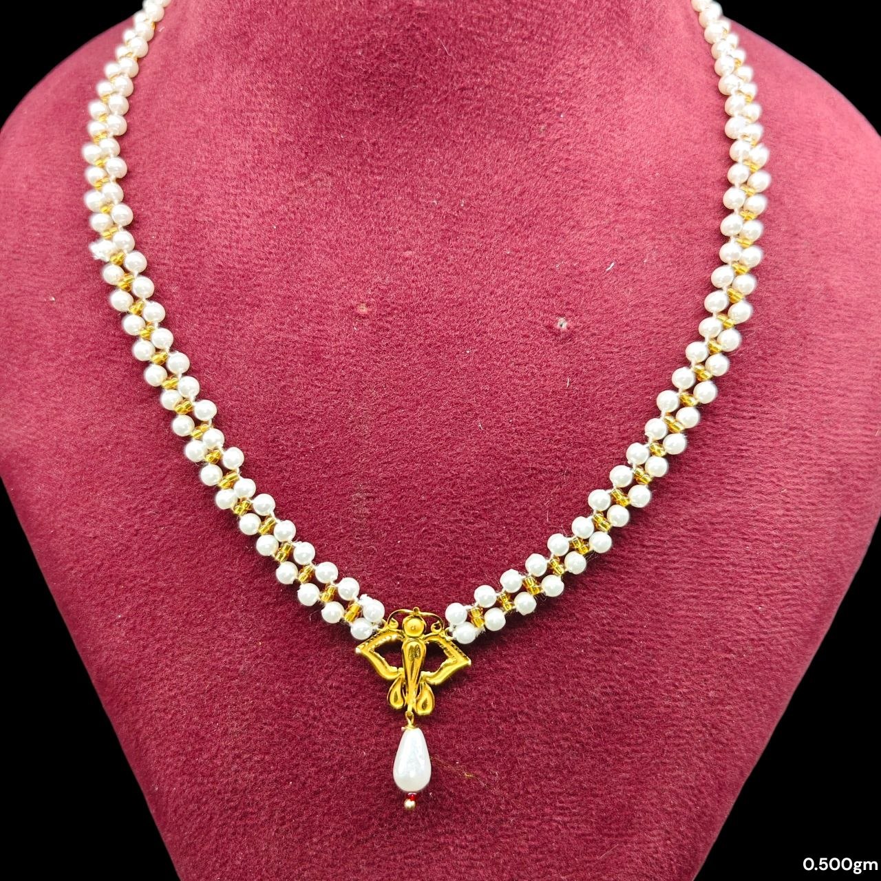 GMP22K- WGT: 0.500 GM APPROX CERTIFIED BIS HUID HALLMARK 916 22KT GOLD MOTI PENDANT 1 PIECE FOR WOMEN.