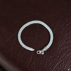 SILVER WRISTLET- (A03) (WGT:24.500 GM APPROX) 625 SILVER WRISTLET FOR MEN 8