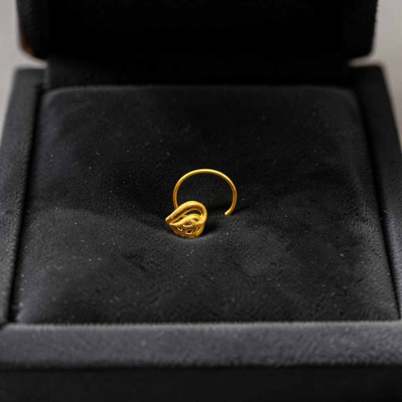 GOLD NOSEPIN- BIS CERTIFIED HUID HALLMARK 375 9KT GOLD NOSEPIN 1 PIECE FOR WOMEN (FOR REGULAR USE). SOLD ON MRP.