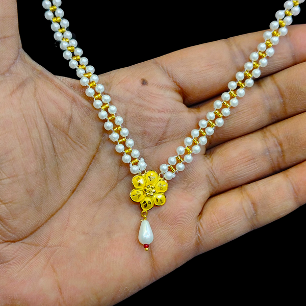 GOLD PENDANT- (GMP22) WGT: 0.550 GM APPROX CERTIFIED BIS HUID HALLMARK 916 22KT GOLD MOTI PENDANT 1 PIECE FOR WOMEN.