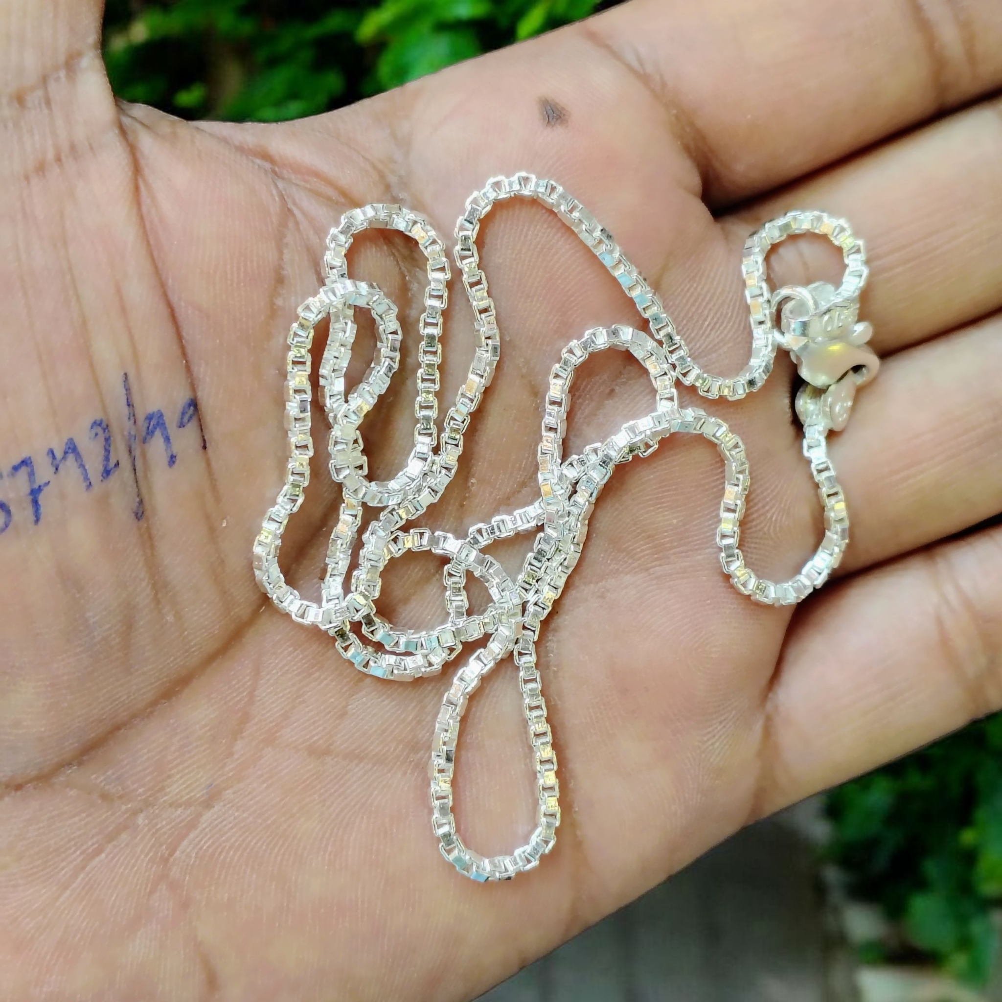 (SLCH) SILVER CHAIN 21 INCH - 625 SILVER CHAIN WGT: 10.980 GM APPROX 1 PIECE (UNISEX DESIGN) FOR MEN AND WOMEN.