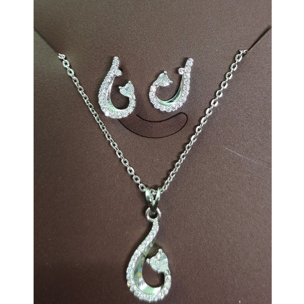 SILVER LOCKET- 625 SILVER LOCKET SET WITH EARRINGS SOLD ON MRP) - *CHAIN INCLUDED* (NON EXCHANGEABLE ITEM)