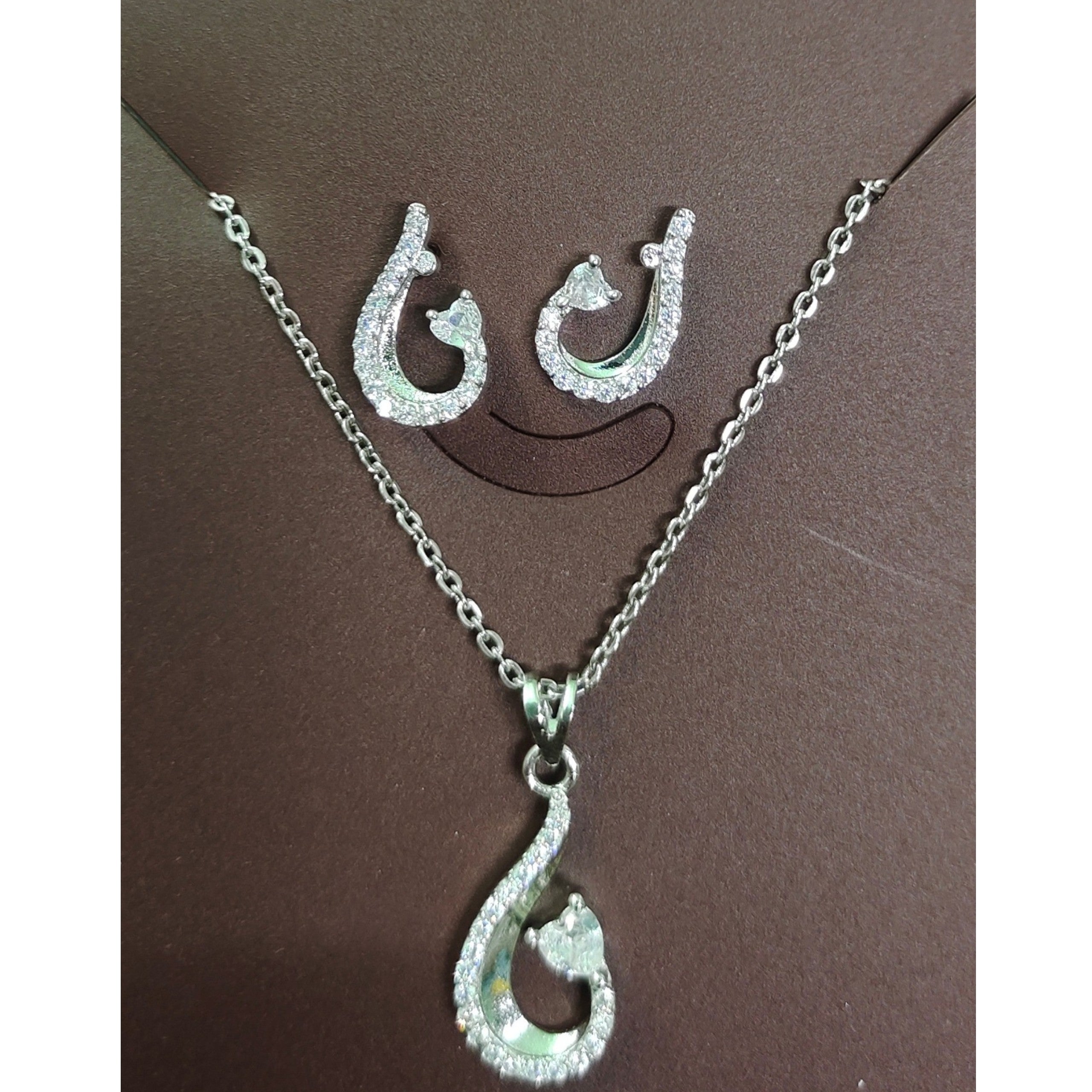 SILVER PENDANT- 625 SILVER PENDANT SET WITH EARRINGS SOLD ON MRP) - *CHAIN INCLUDED* (NON EXCHANGEABLE ITEM)