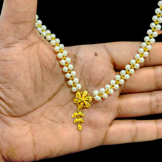 (GMP22) BIS CERTIFIED WGT: 0.880 GM APPROX HUID HALLMARK 916 22KT GOLD MOTI PENDANT 1 PIECE FOR YOUR BEAUTIFUL WIFE.