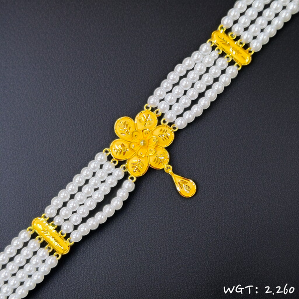 TRJ WGT: 2.260 GM APPROX 22KT HALLMARK HUID GOLD MOTI CHOKER 1 PIECE WITH ADJUSTABLE TASSEL.