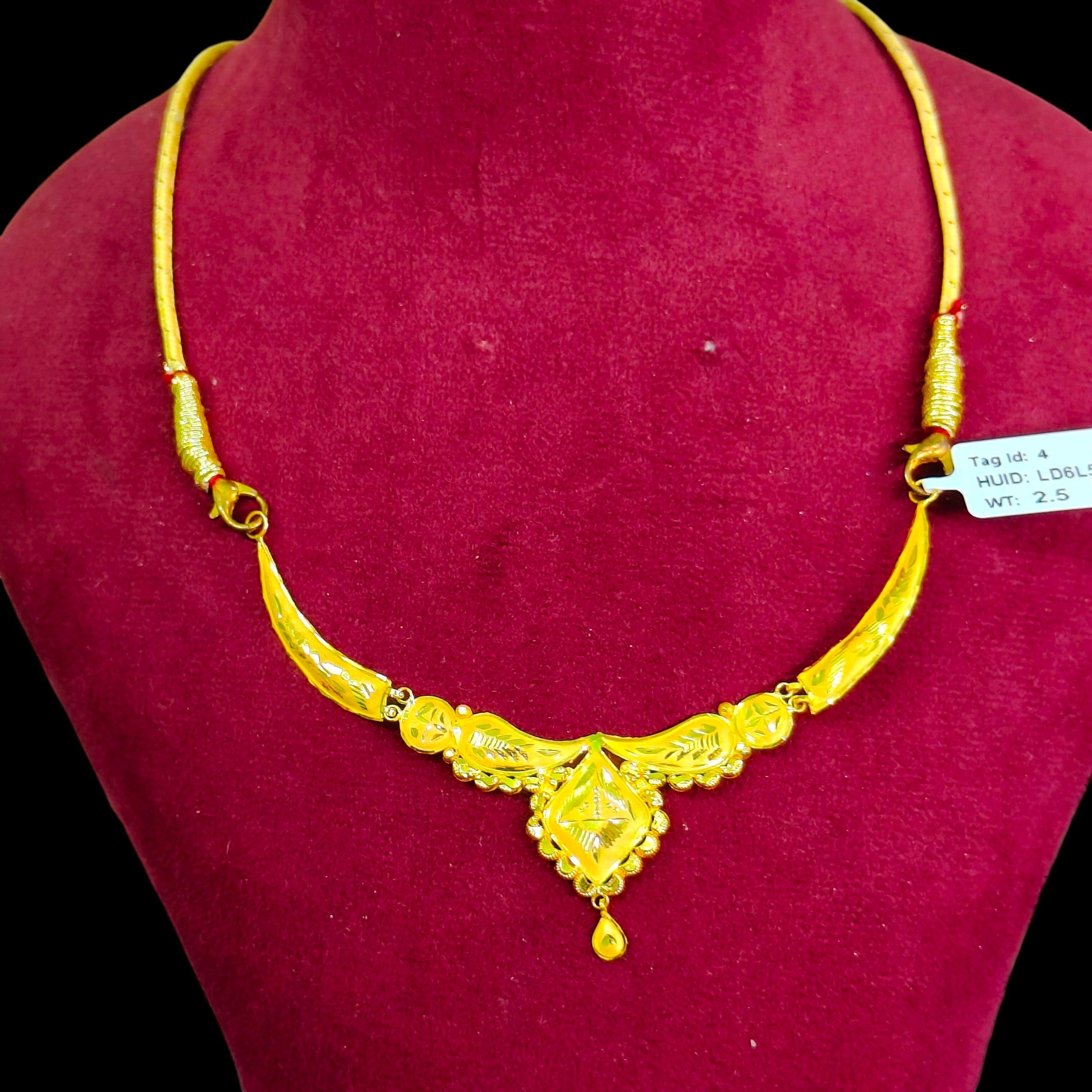 GOLD NECKLACE- BIS CERTIFIED HUID HALLMAR 916 22KT GOLD NECKLACE CHOKER (WGT: 2.500 GM) 1 PIECE FOR WOMEN.
