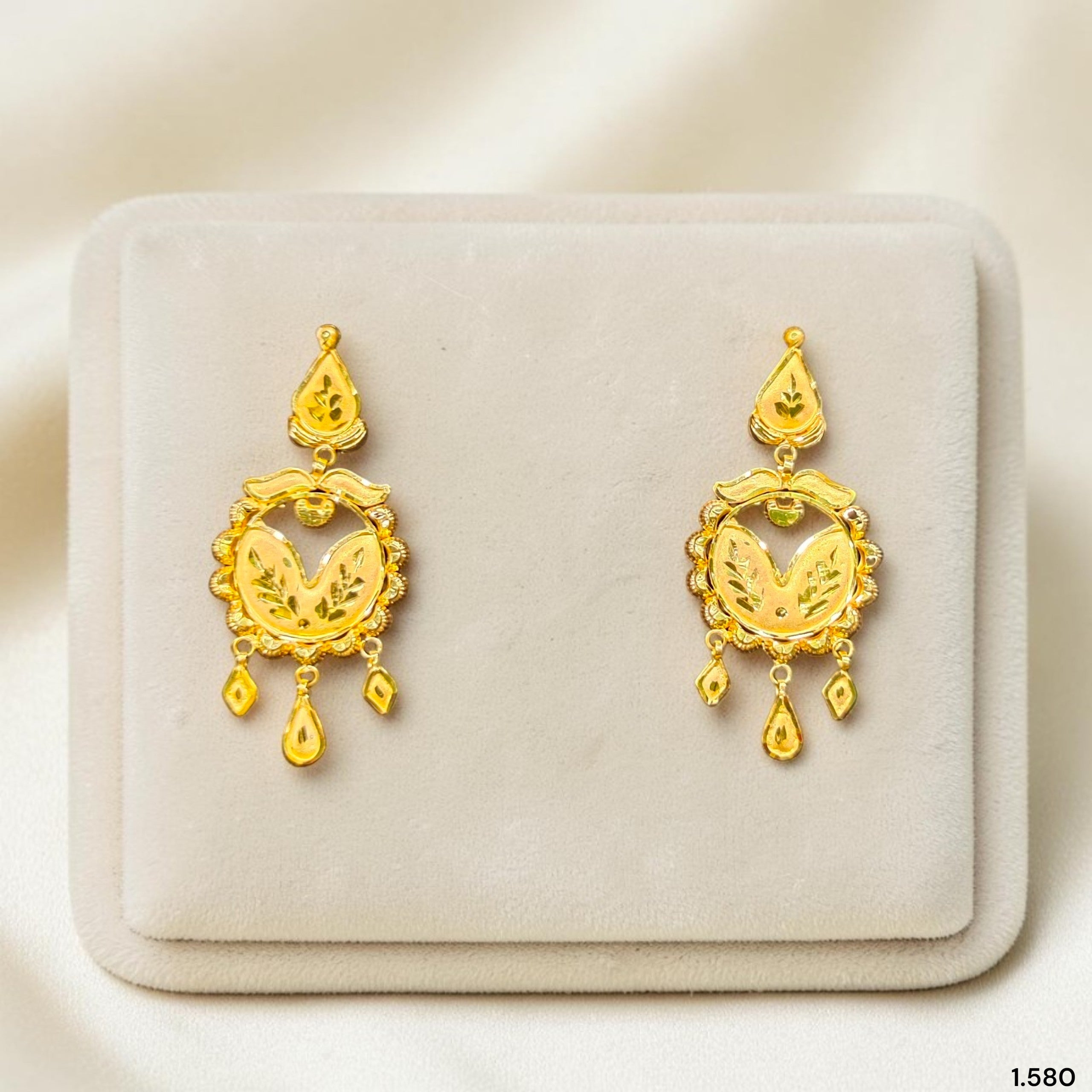 GOLD EARRINGS- (WGT: 1.580 GM APPROX) BIS CERTIFIED HUID HALLMARK 9KT GOLD EARRINGS 1 PAIR FOR WOMEN (BEST FOR GIFT IN MARRIAGE).