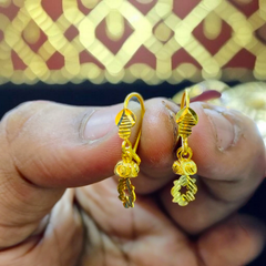 (GER22) BIS CERTIFIED WGT: 1.570 GM APPROX HUID HALLMARK 916 22KT GOLD SAFETIPIN EARRINGS 1 PAIR FOR WOMEN.