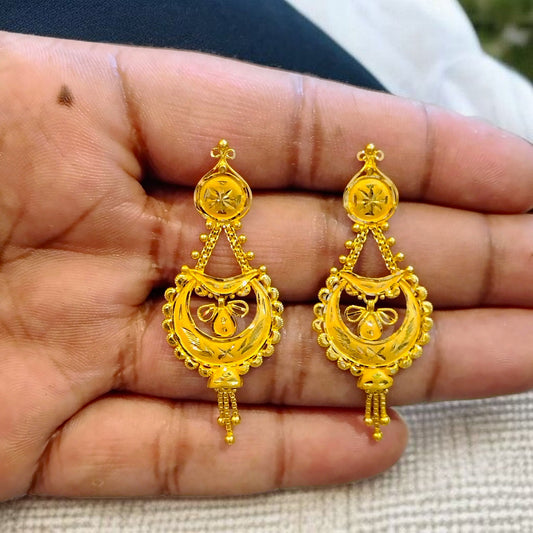 (GER22) BIS CERTIFIED WGT: 3.500 GM APPROX HUID HALLMARK 916 22KT GOLD EARRINGS KANBALA 1 PAIR FOR WOMEN.
