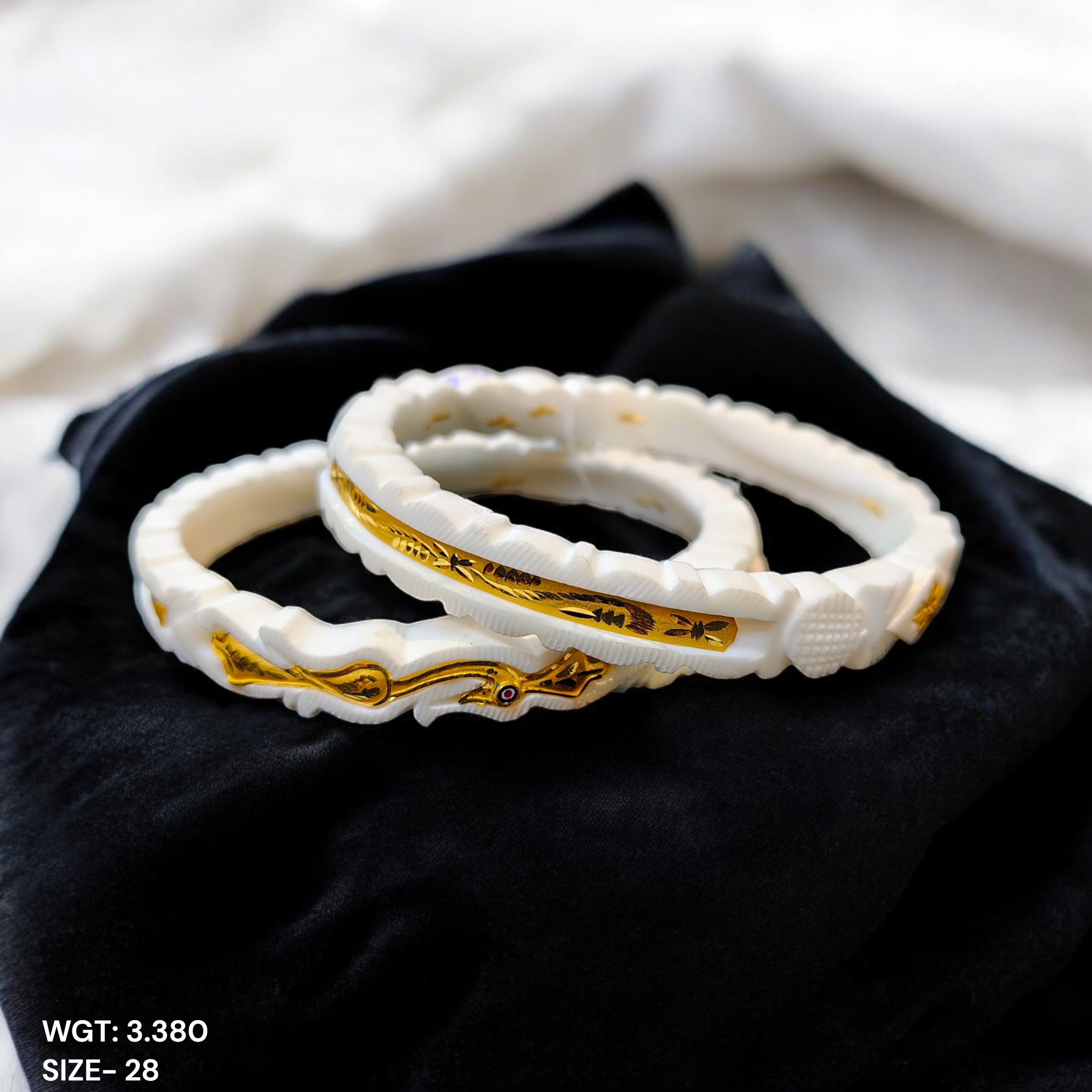 SAKHA BADHANO- (SIZE: 28) WGT: 3.380 GM APPROX HUID HALLMARK 22KT GOLD DESIGN SAKHA BADHANO BANGLES 1 PAIR DESIGN FOR REGULAR USE.