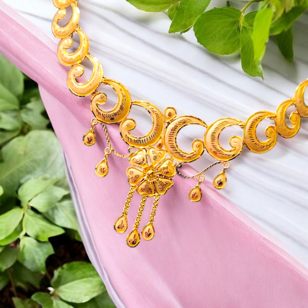 (GCN22) BIS CERTIFIED HUID HALLMARK 916 22KT GOLD NECKLACE CHOKER (APPROX WGT: 6.040 GM) 1 PIECE FOR WOMEN.