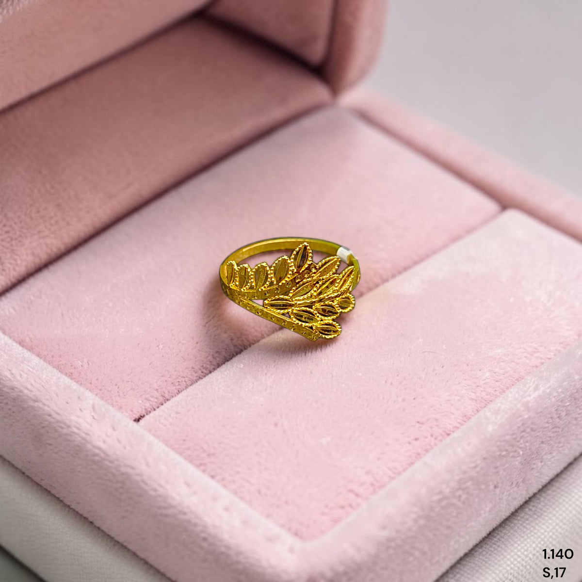 LADIES RING (DYNL6J)-(SIZE: 17) WGT: 1.140 GM APPROX BIS CERTIFIED HUID HALLMARK 375 9KT GOLD RING FOR WOMEN 1 PIECE.