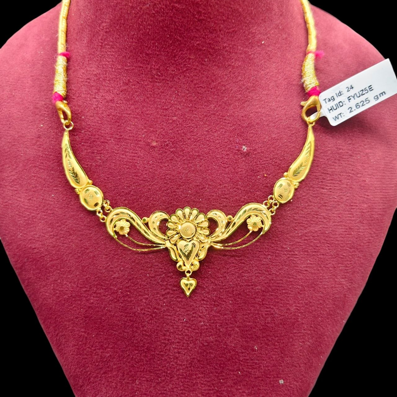 GOLD CHOKER NECKLACE-(WGT: 2.625 GM APPROX) BIS CERTIFIED HUID HALLMARK 9KT GOLD NECKLACE 1 PIECE FOR WOMEN.