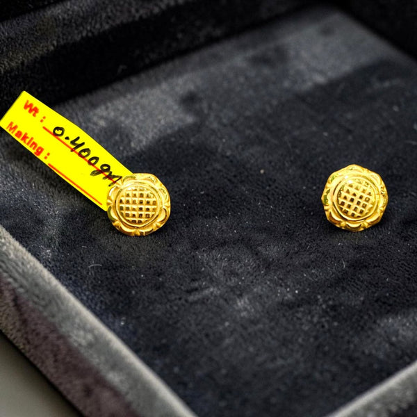 GOLD TOPS- BIS CERTIFIED (WGT: 0.400 GM APPROX) HUID HALLMARK 375 9KT GOLD TOPS 1 PAIR BEST FOR MARRIAGE GIFT.