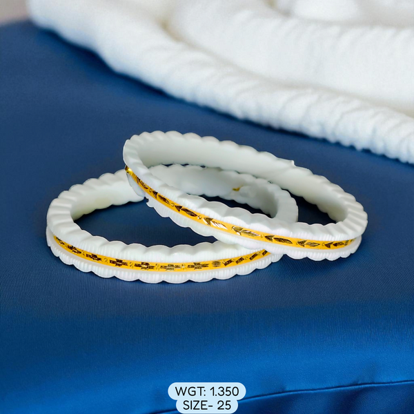 TRJ (SIZE: 25) WGT: 1.350 GM APPROX HUID HALLMARK 22KT GOLD SAKHA BANGLES 1 PAIR DESIGN FOR REGULAR USE.