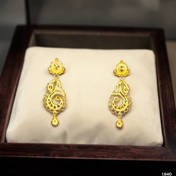 GOLD EARRINGS- (WGT: 1.940 GM APPROX) BIS CERTIFIED HUID HALLMARK 9KT GOLD EARRINGS 1 PAIR FOR WOMEN (BEST FOR GIFT IN MARRIAGE). (DPKRTC)-(AIWJTM)