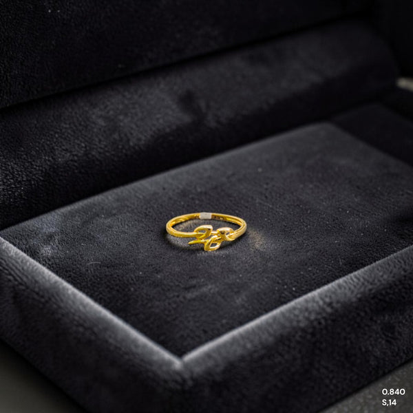 LADIES RING- (SIZE: 14) WGT: 0.840 GM APPROX 14KT HALLMARK GOLD RING FOR WOMEN 1 PIECE.