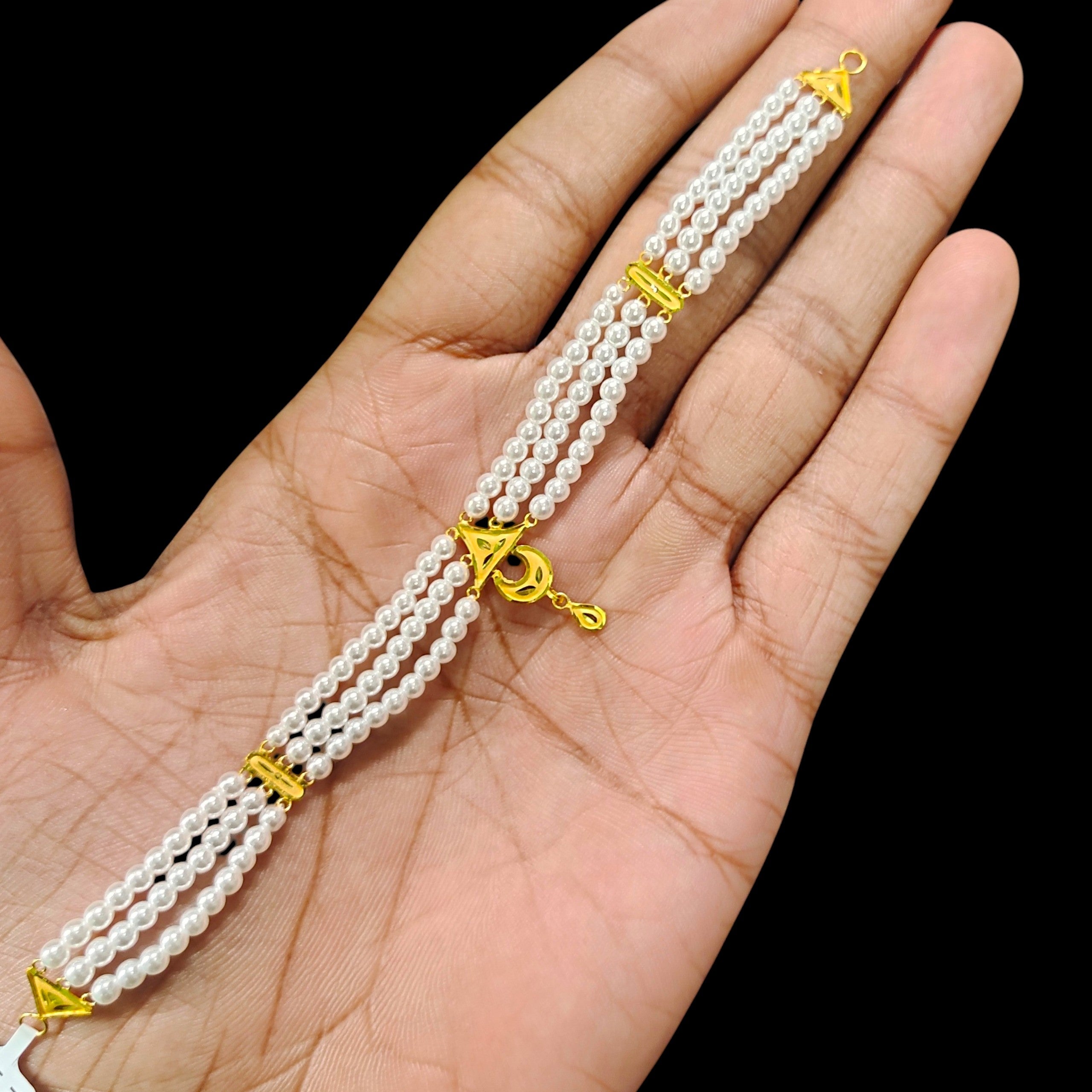 GOLD MOTI HAR- CERTIFIED BIS HUID HALLMARK 916 22KT GOLD MOTI CHOKER 1 PIECE (WGT: 1.000 GM) WITH ADJUSTABLE TASSEL FOR GIFT IN MARRIAGE.