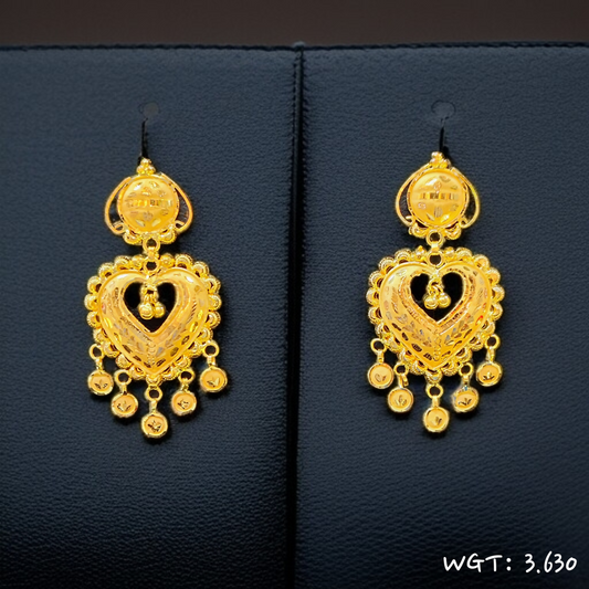 TRJ WGT: 3.630 GM APPROX HUID HALLMARK 22KT GOLD EARRINGS KANBALA 1 PAIR FOR WOMEN.