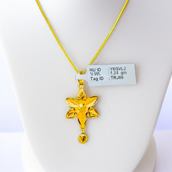 TRJ WGT: 1.240 GM APPROX 22KT HUID HALLMARK GOLD LOCKET 1 PIECE WITH ADJUSTABLE TASSEL.
