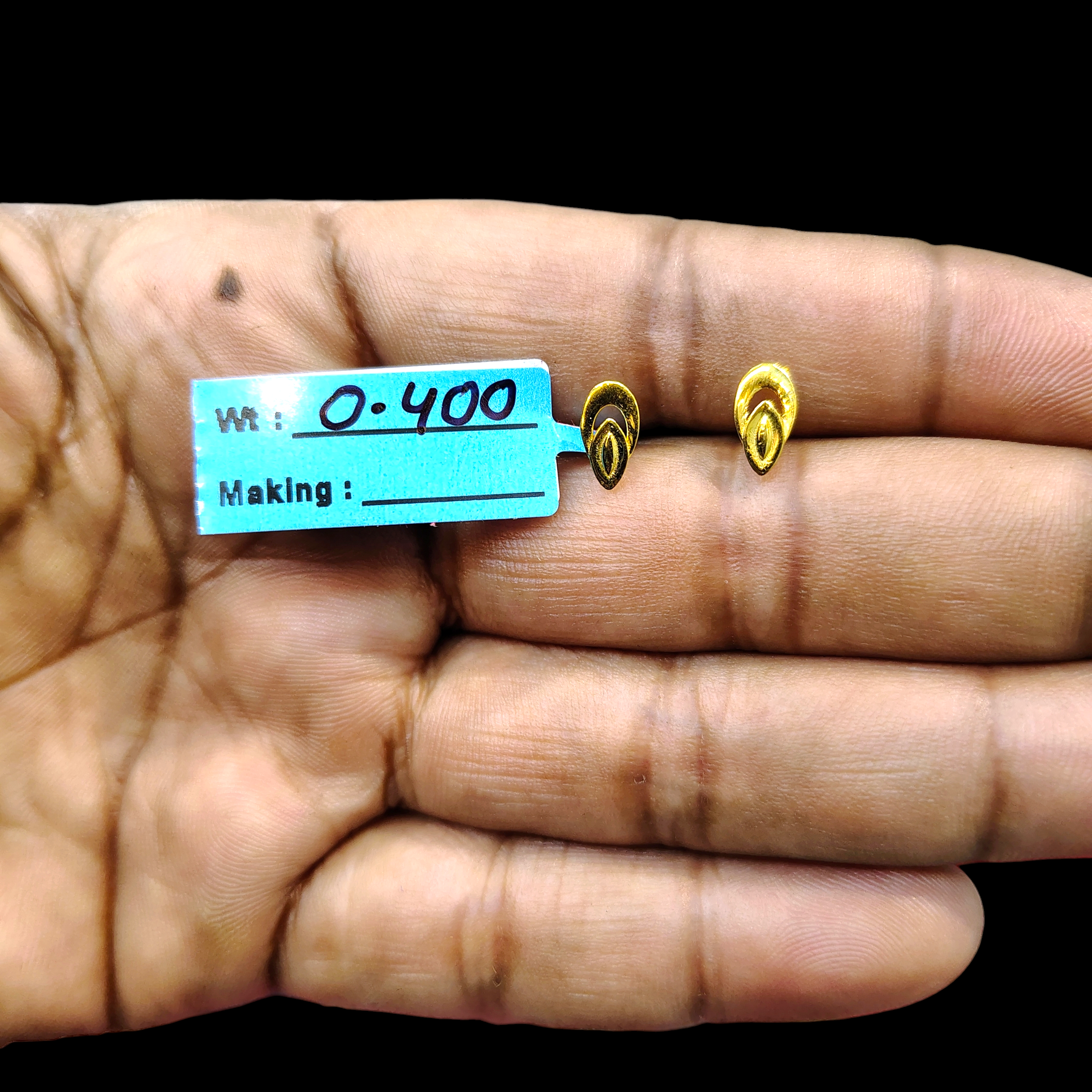 BABY JEWELLERY STUD EARRING- TRJ BABY TOPS WGT: 0.400 GM APPROX BIS CERTIFIED HUID HALLMARK 9KT GOLD STUD EARRINGS FOR WOMEN 1 PAIR FOR REGULAR USE.