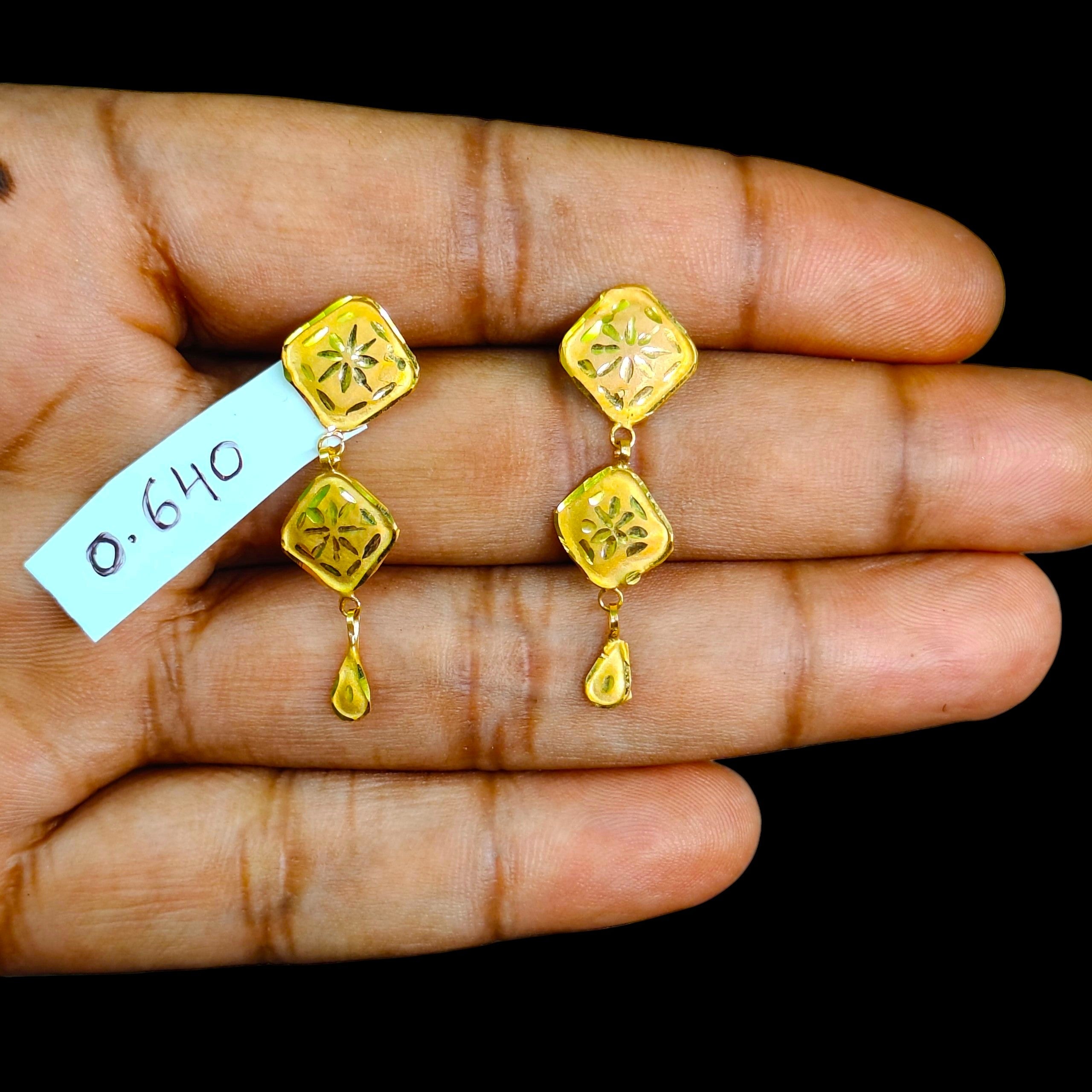 GOLD EARRINGS- WGT: 0.640 GM APPROX BIS CERTIFIED HUID HALLMARK 9KT GOLD EARRINGS 1 PAIR FOR WOMEN (BEST FOR GIFT IN MARRIAGE).