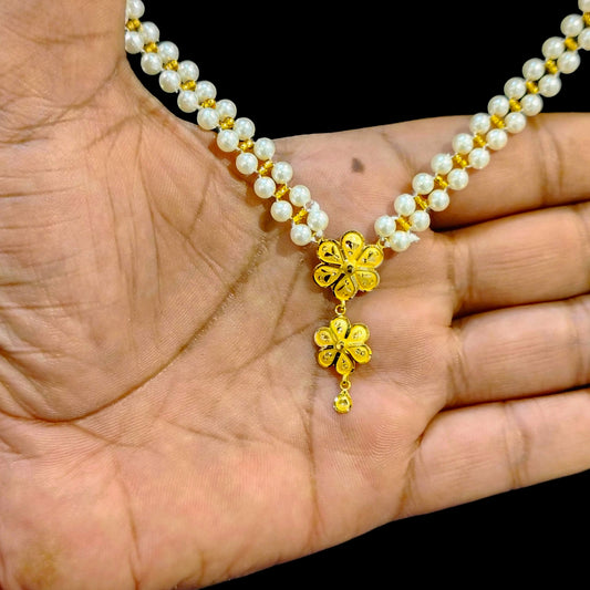 (GMP22) BIS CERTIFIED WGT: 0.850 GM APPROX HUID HALLMARK 916 22KT GOLD MOTI PENDANT 1 PIECE FOR YOUR BEAUTIFUL WIFE.